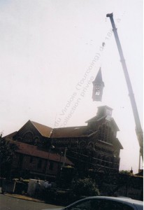 St Jean Baptiste clocher descend2- juin 2001 copie